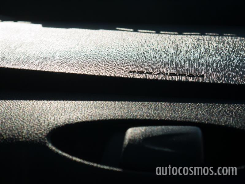 Prueba al renovado Toyota Etios 2016