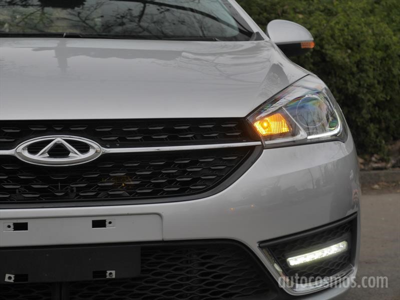 Chery Arrizo 5 a prueba