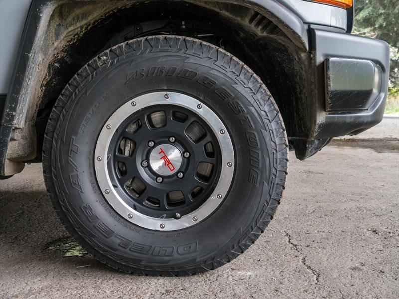 Toyota FJ Cruiser 2014