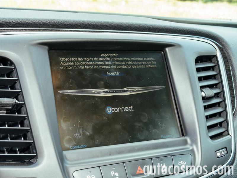 Chrysler 200 2015