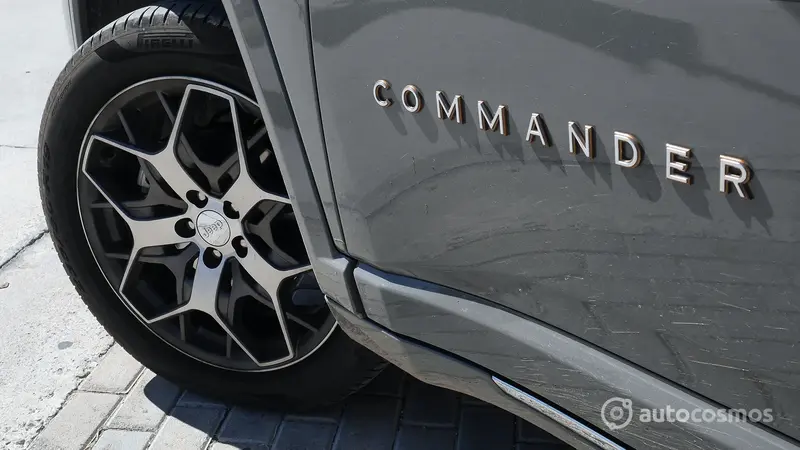 Test Jeep Commander