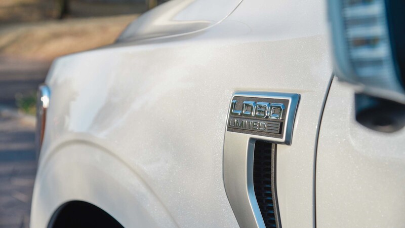 Ford Lobo Limited Híbrida 2021 a prueba