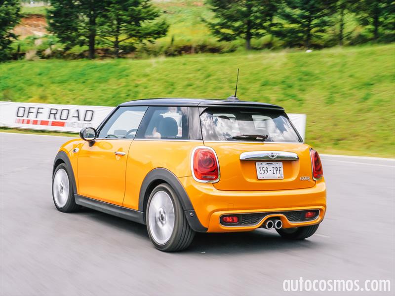 MINI Cooper S 2015