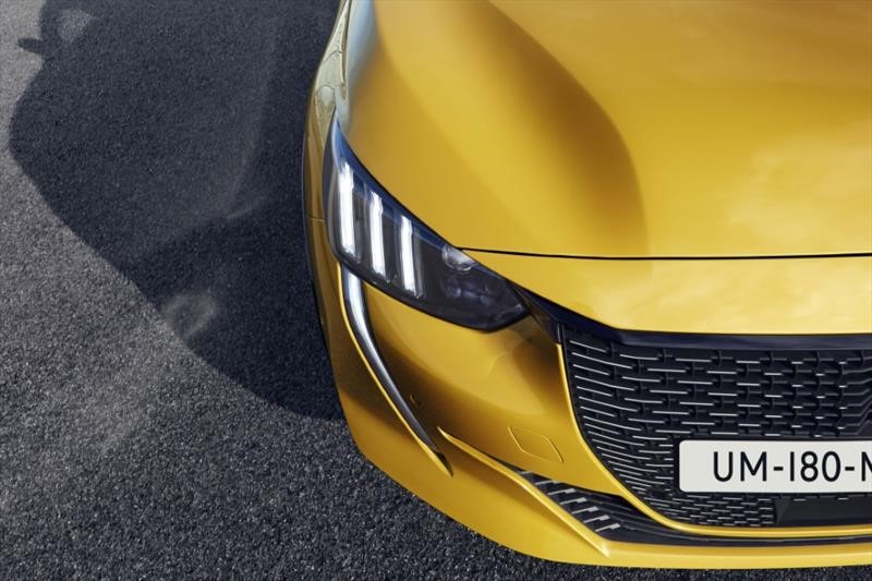 Peugeot 208 2020