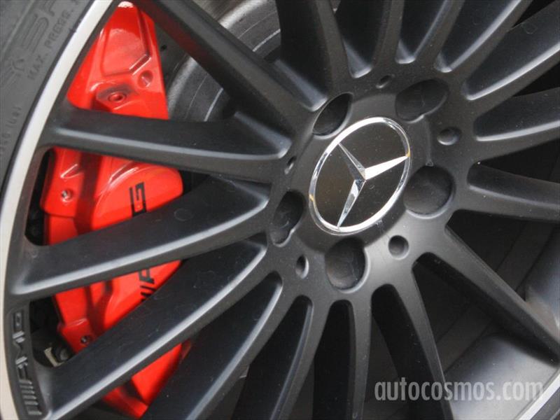 Mercedes-Benz CLA 45 AMG