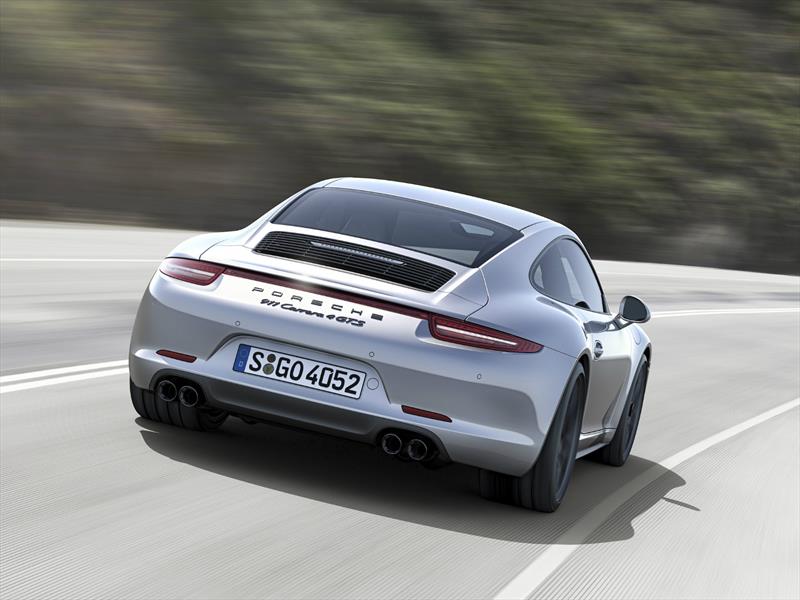 Porsche 911 Carrera 4 GTS Coupé