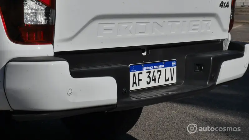 Test Drive Nissan frontier 2022 Platinum