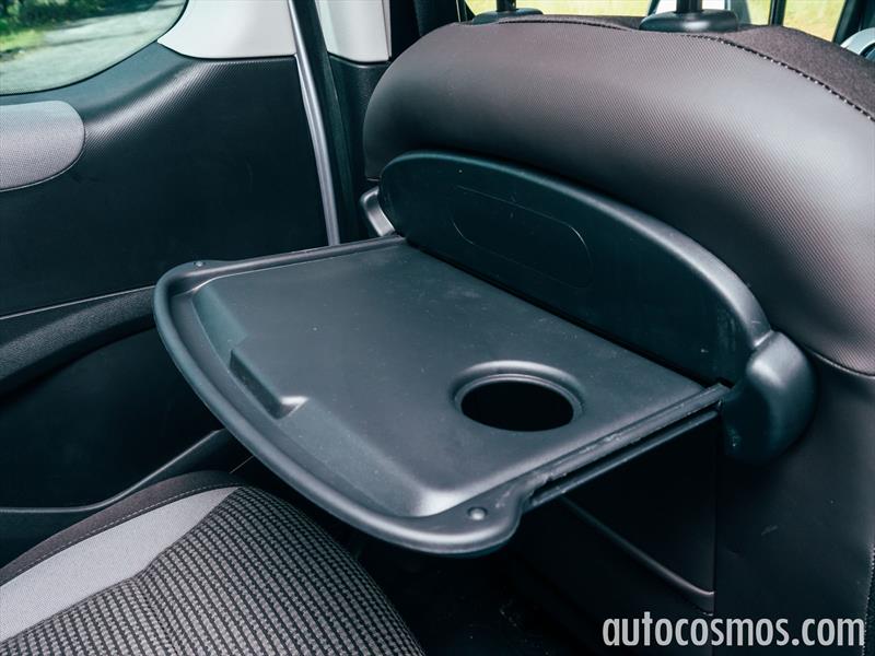 Peugeot Partner Tepee Outdoor de siete plazas