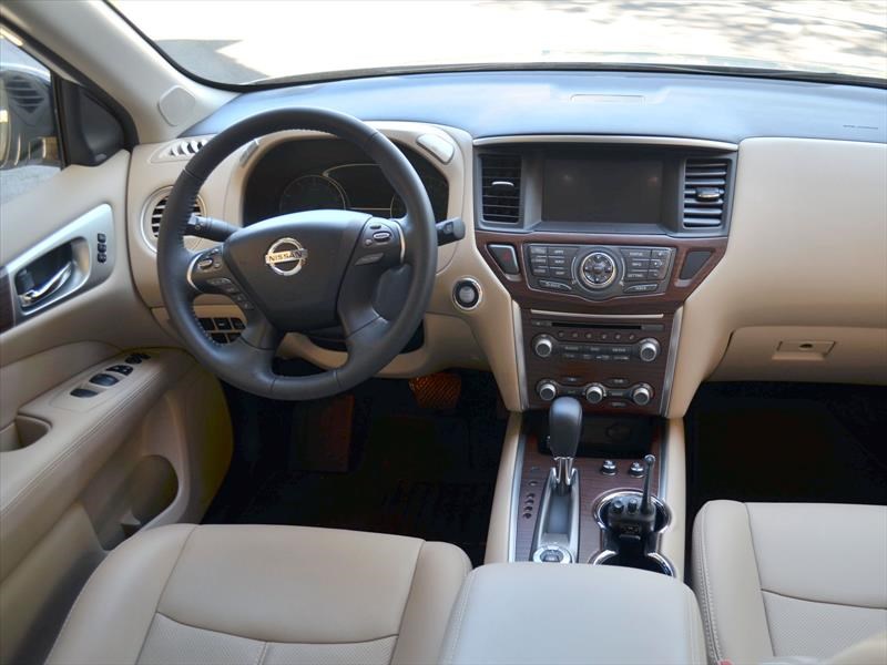 Nissan Pathfinder 2017