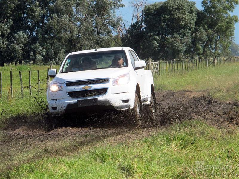 Contacto Chevrolet nueva S10 2012 Parte 2