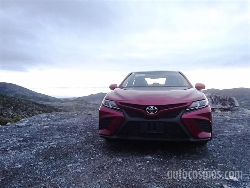 Toyota Camry 2018