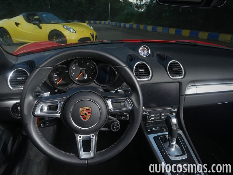 Alfa Romeo 4C Spider vs Porsche 718 Boxster