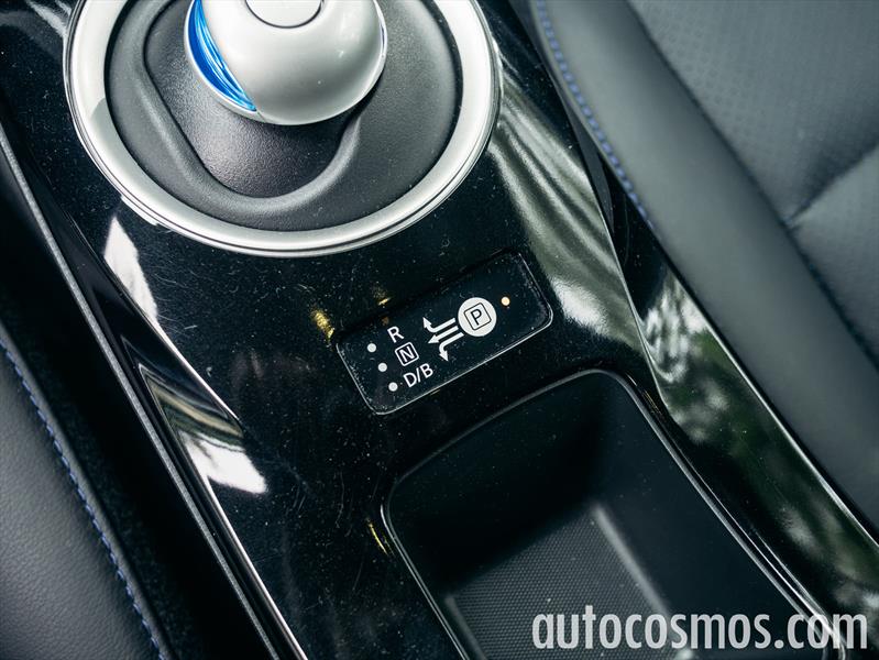 Nissan LEAF 2015