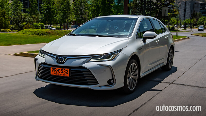 Test Drive Toyota Corolla Hybrid 2021