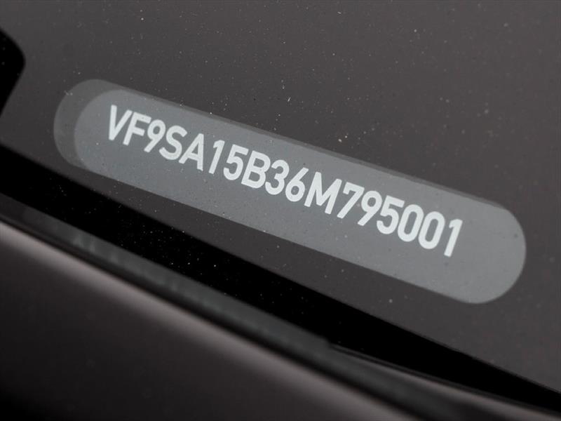 Bugatti Veyron “001”