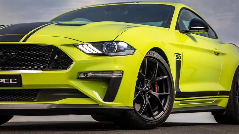 Ford Mustang R-Spec