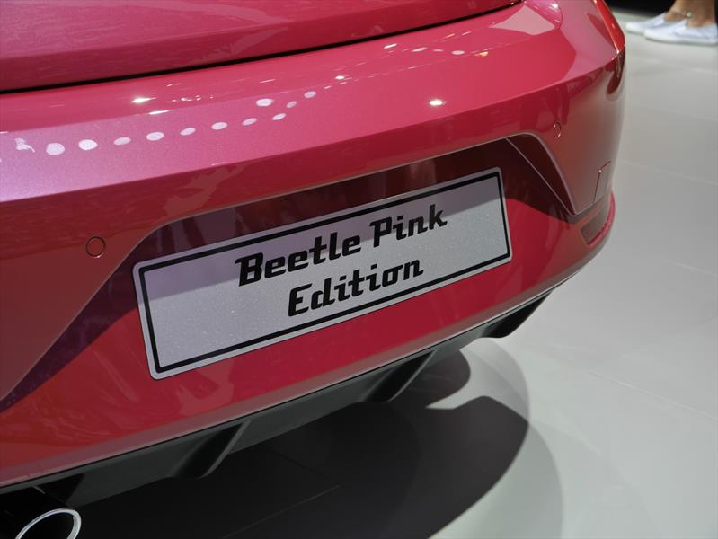 Volkswagen Beetle Pink Color Edition