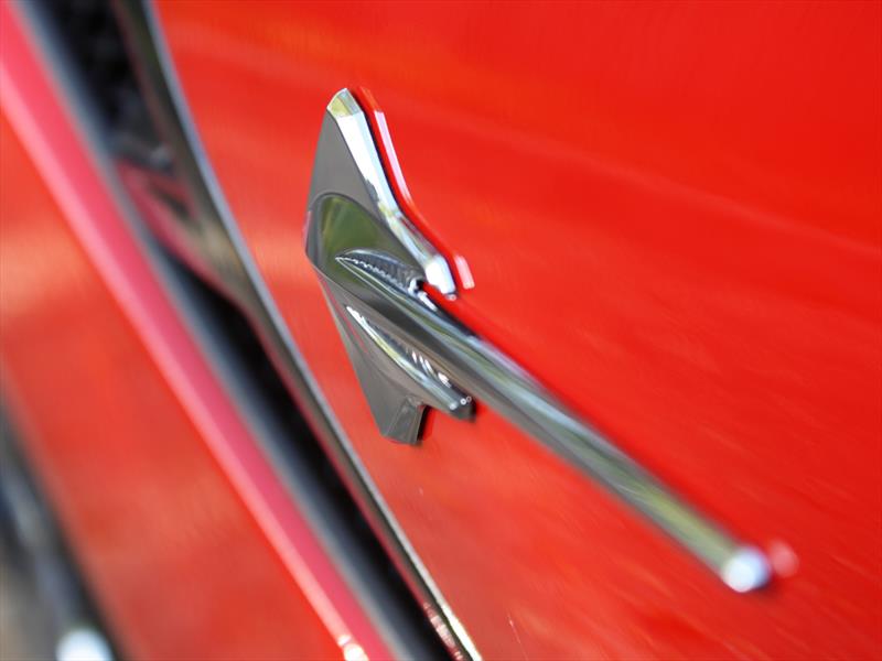 Corvette Stingray 2014 llega a México