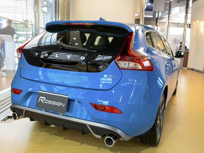 Semn Volvo R Design Volvo develó sus vehículos R-Design