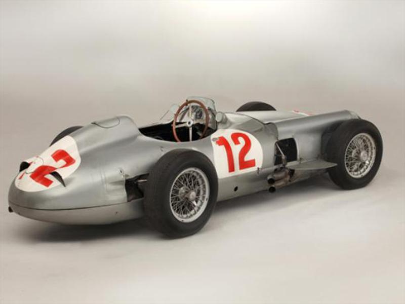 Subastan Mercedes F1 en 29.6 Millones de Dólares