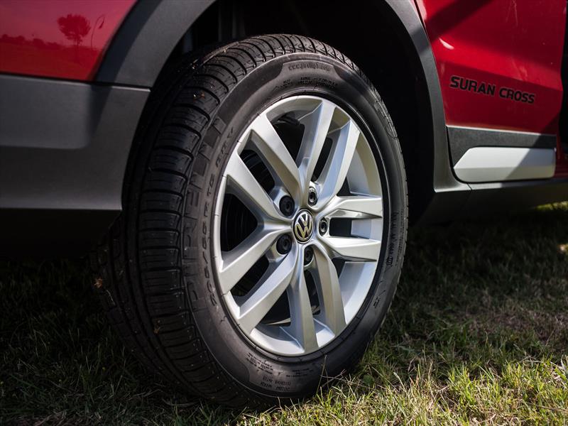 VW Suran y Suran Cross se renuevan