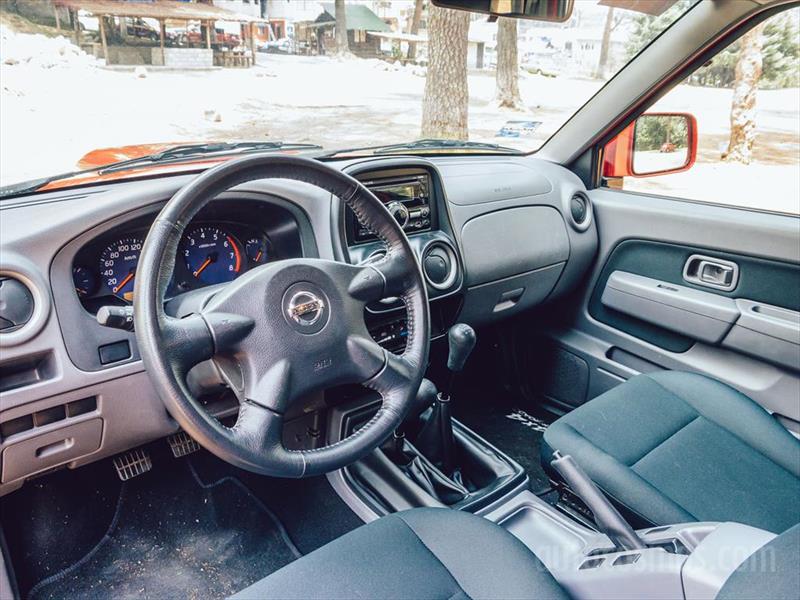 Nissan Frontier LE 4x4 2014