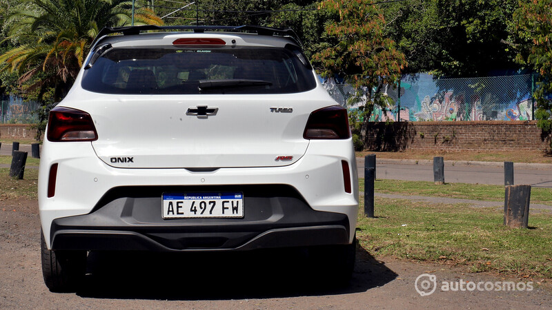 Test Chevrolet Onix RS 1.0T manual