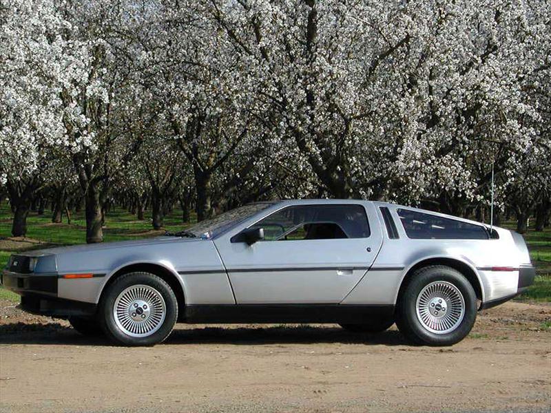Top 10: DeLorean DMC 12