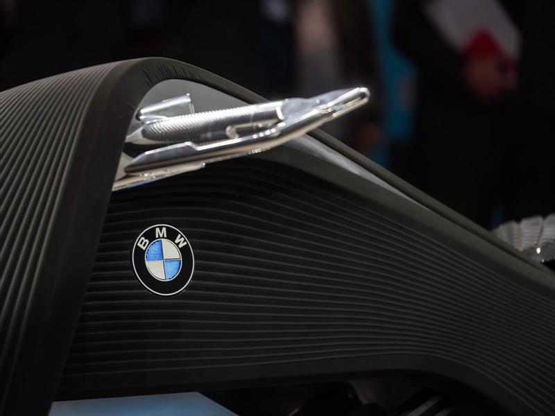 BMW Motorrad VISION NEXT 100 Concept