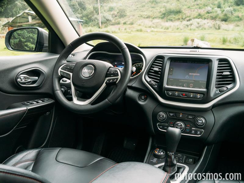 Jeep Cherokee Trailhawk 2015