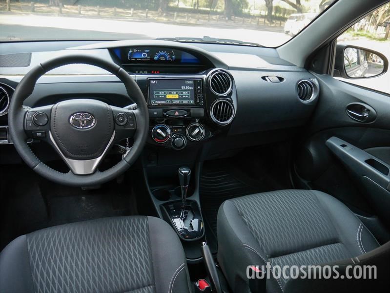 Toyota Etios Automático a prueba