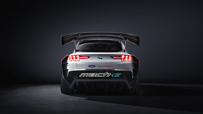 Ford Mustang Mach-E 1400