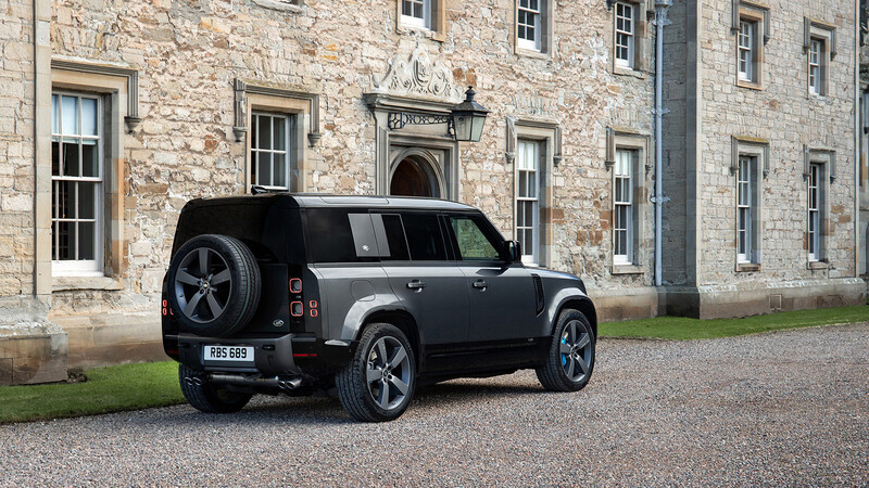 Land Rover Defender V8