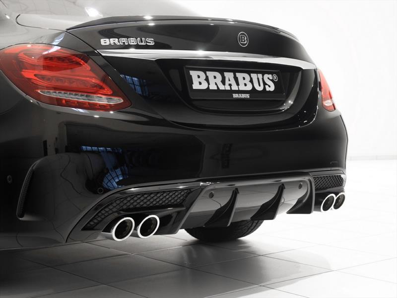 Mercedes-Benz C450 AMG por Brabus
