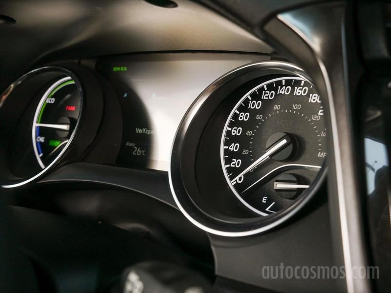 Toyota Camry Híbrido 2019