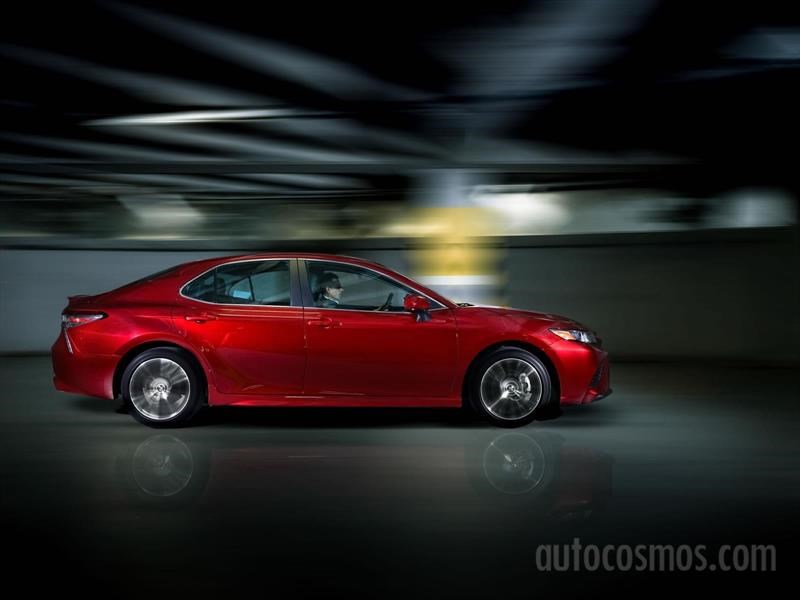 Toyota Camry 2018