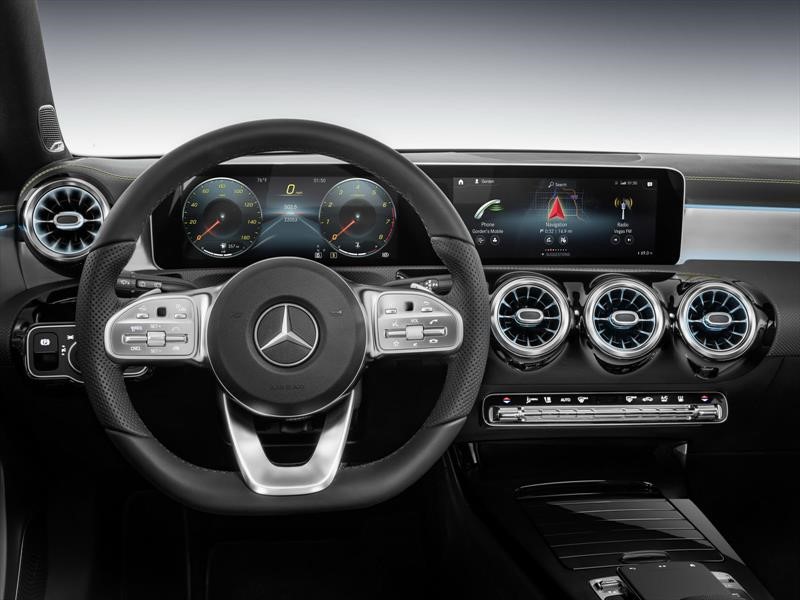 Mercedes-Benz User Experience - MBUX
