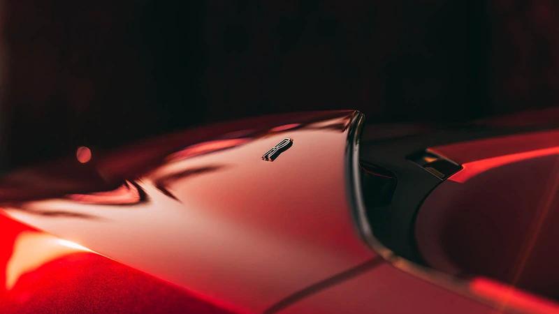 Rolls-Royce La Rose Noire Droptail