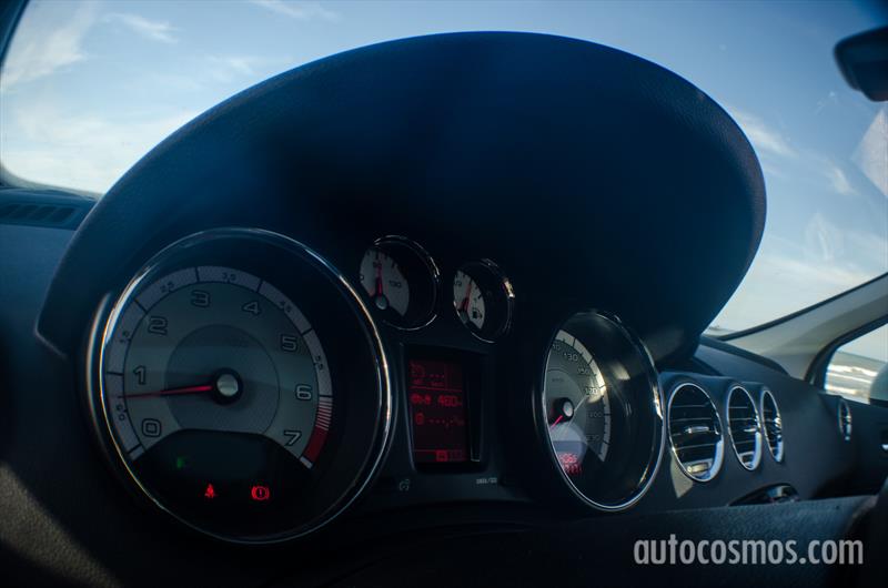 Peugeot 308 THP Feline a prueba