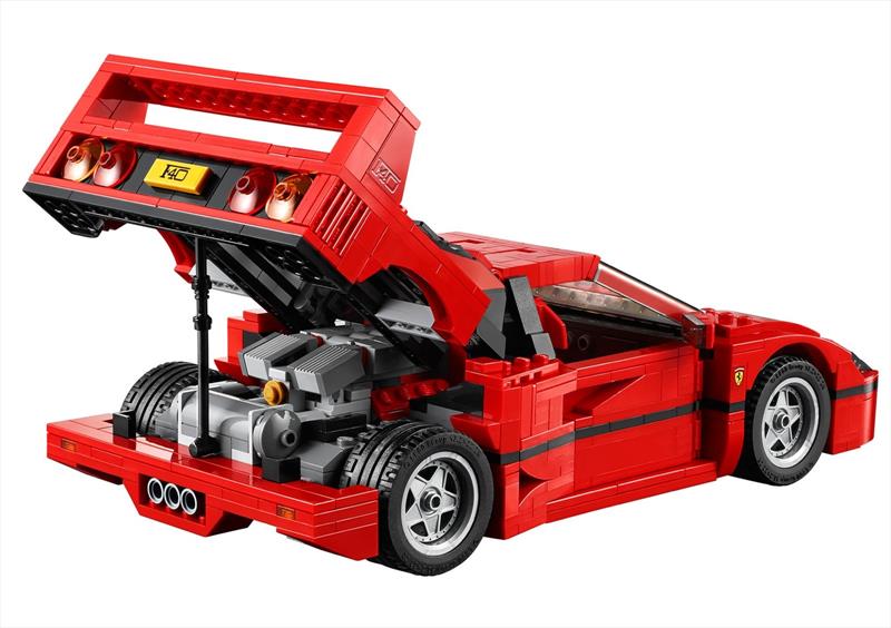 Ferrari F40 por LEGO