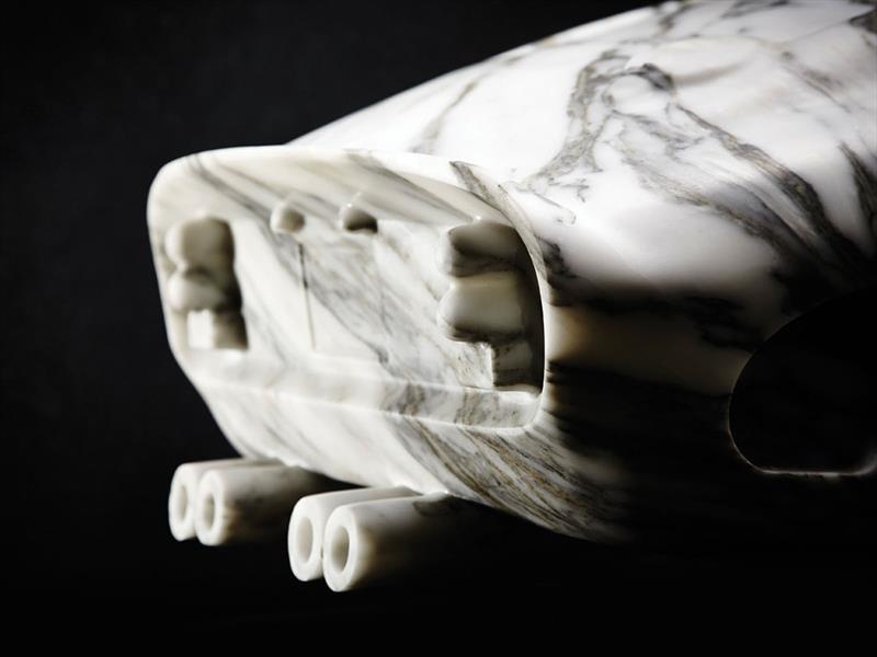 Una Ferrari 250 GTO hecha en mármol