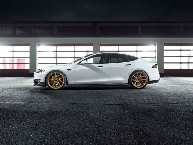 Tesla Model S por Novitec