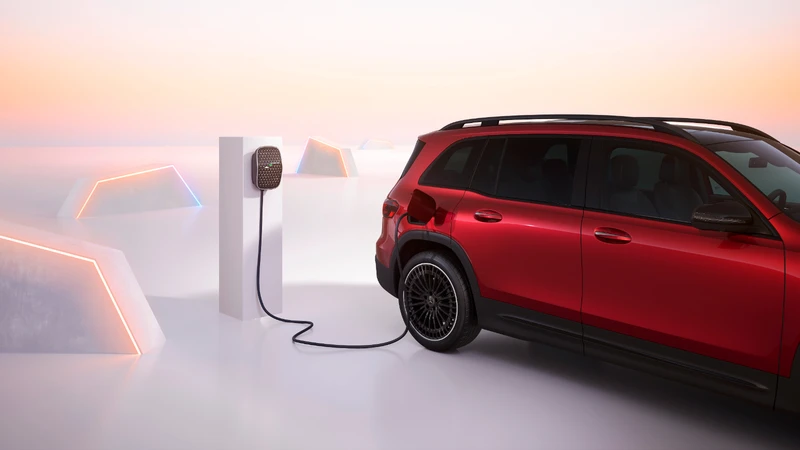 Mercedes-Benz EQB 2024