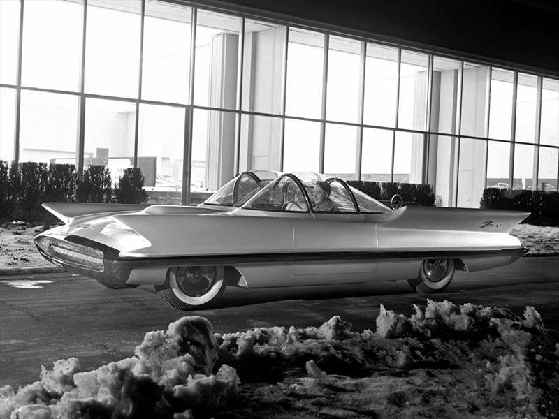 Retro Concepts: Lincoln Futura de 1954