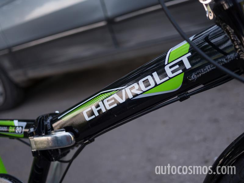 Chevrolet Onix AT + Bicicleta plegable Chevrolet