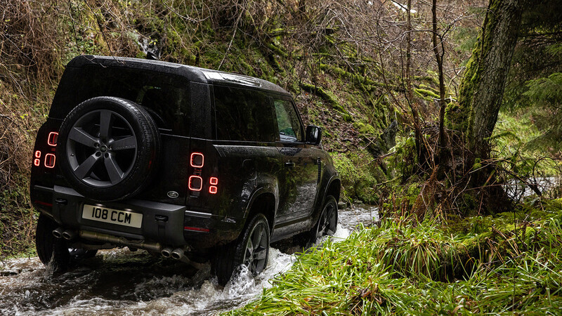 Land Rover Defender V8