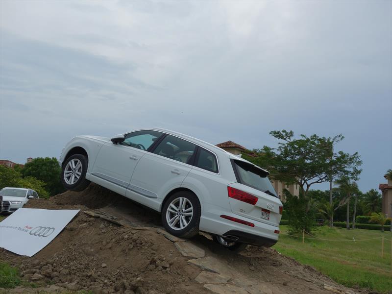 Audi Q7  Copia
