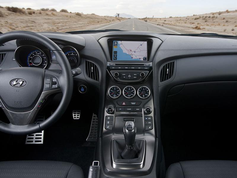 Hyundai Genesis Coupe 2013