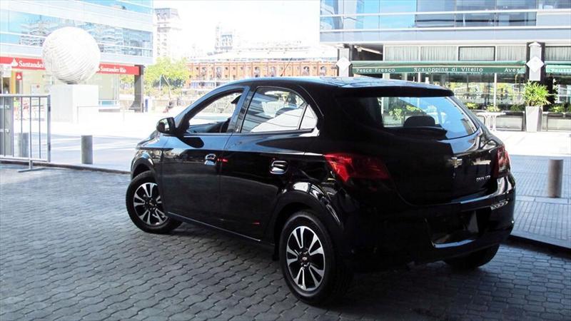 Lanzamiento Chevrolet Onix y Prisma en Argetnina