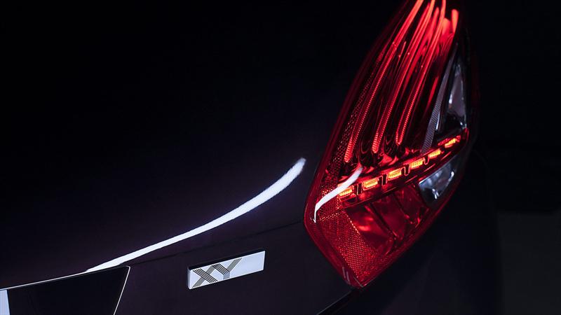 Peugeot 208 XY versión de producción en París